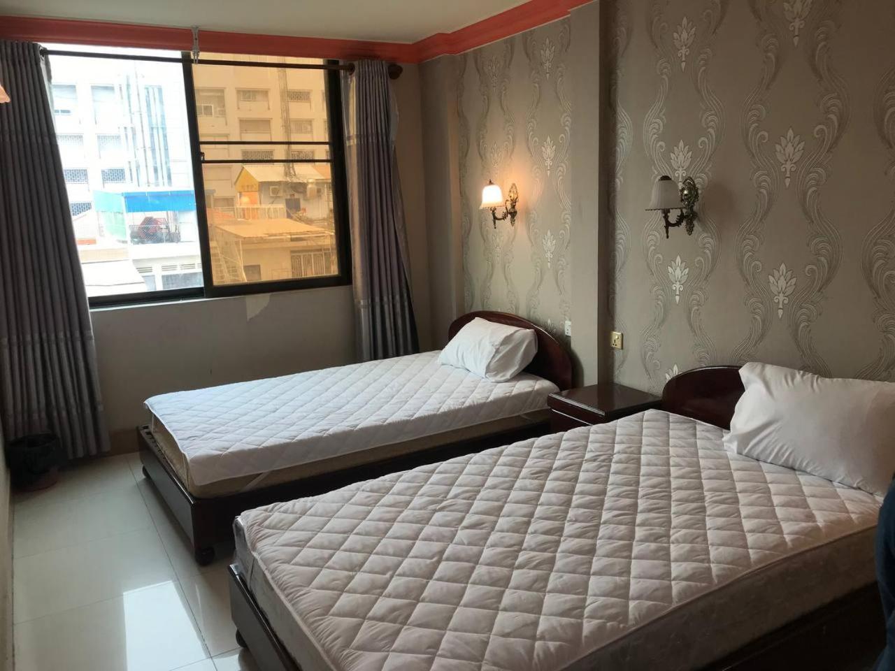 Rs Galaxy Hotel Phnom Penh Esterno foto